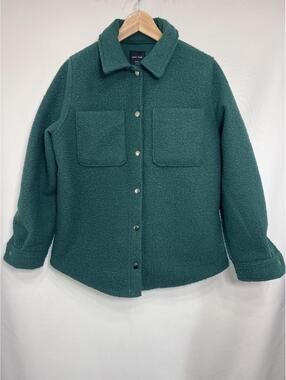 NEW Shacket Love Tree Bouclé Women's Small Shirt Jacket